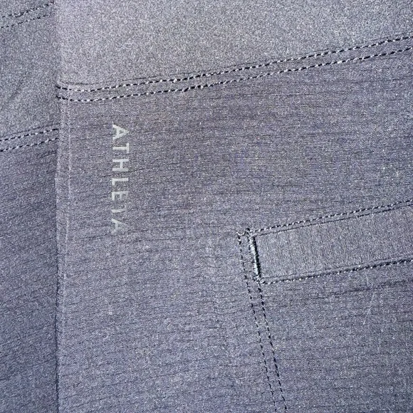 Athleta Black Trekkie Hiking Active Shorts Women’s Size 12 Zip Pockets 4” Inseam - Picture 3 of 8